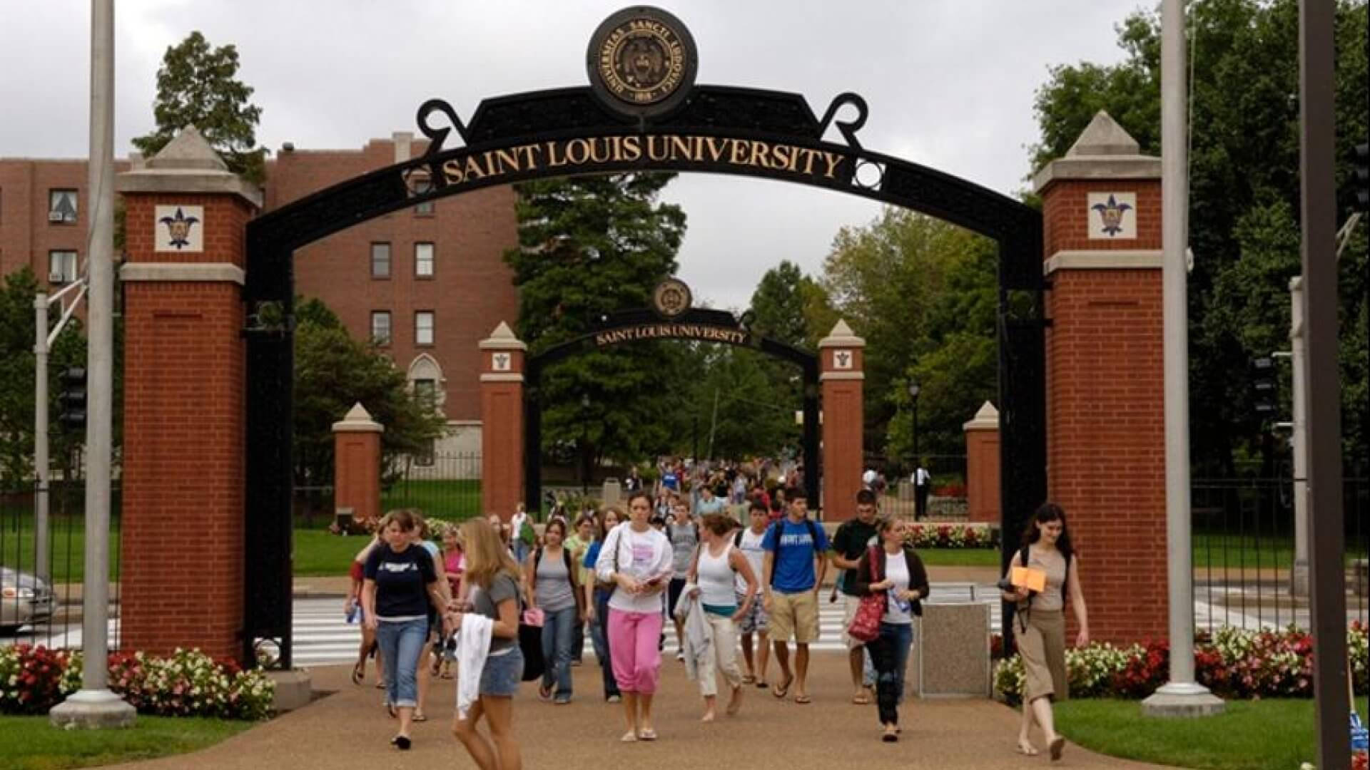 Saint Louis University Student Tour Background