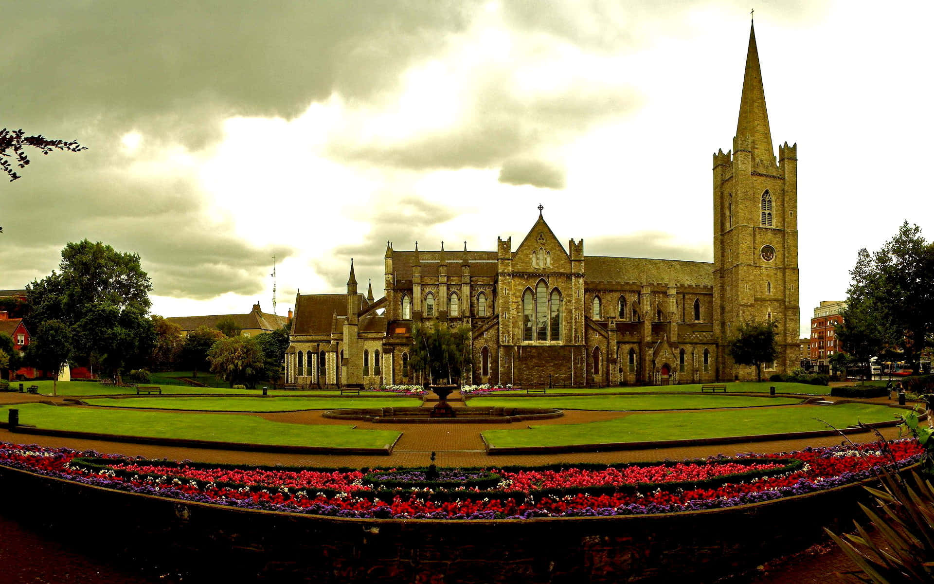 Saint Patrick's Cathedral Dublin Grounds