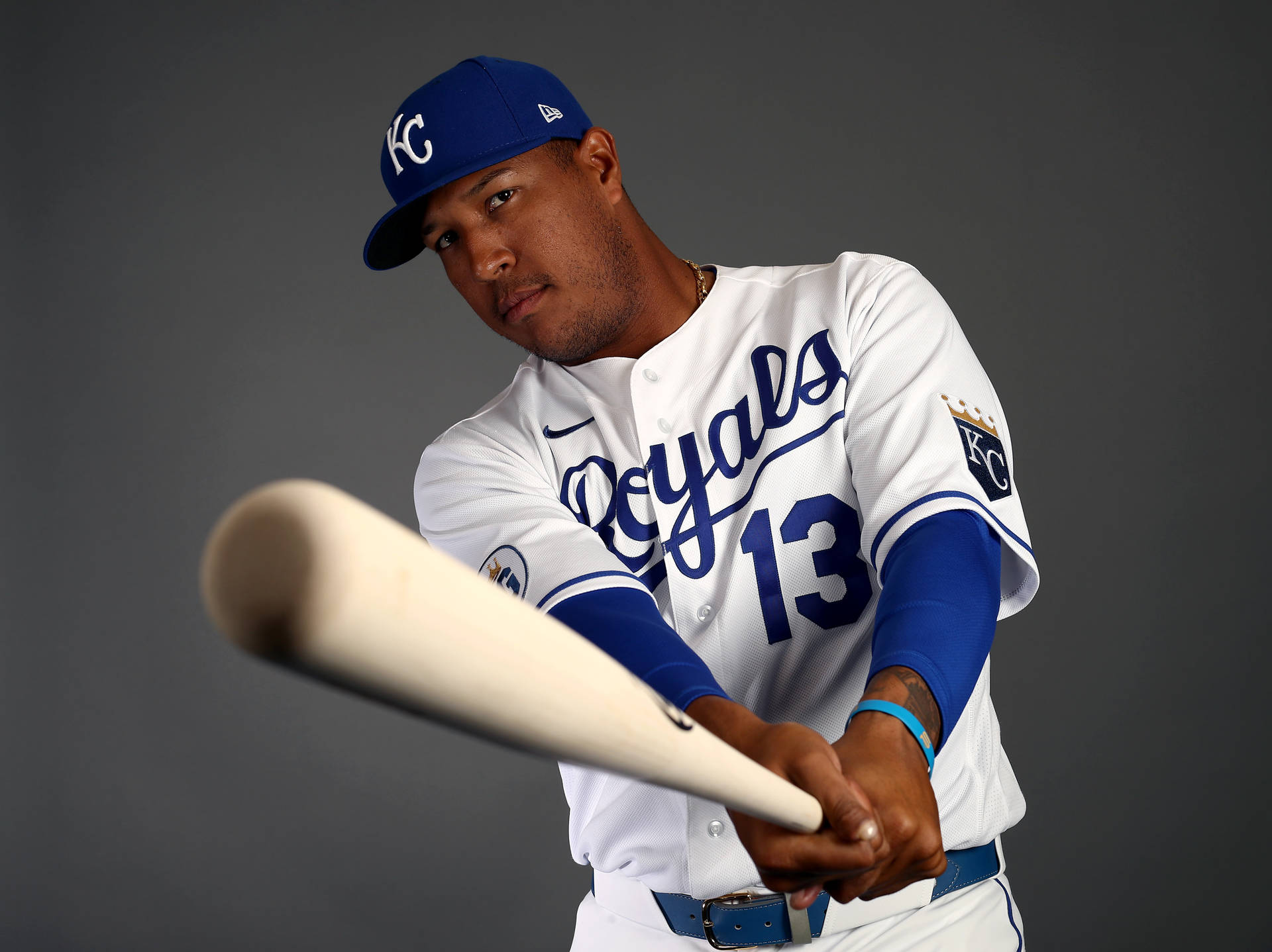 Salvador Perez Pointing Bat Background