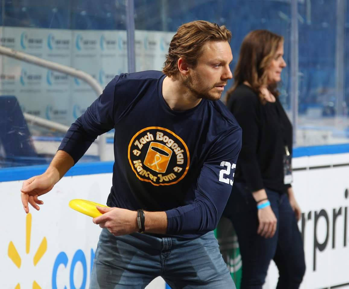 Sam Reinhart At Zach Bogosian Kancer Jam 2018 Background