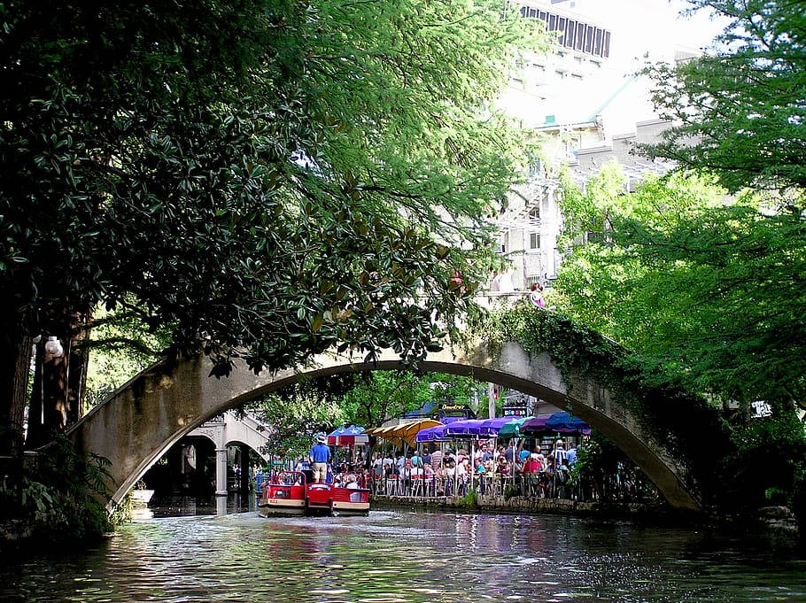 San Antonio Bridge Background