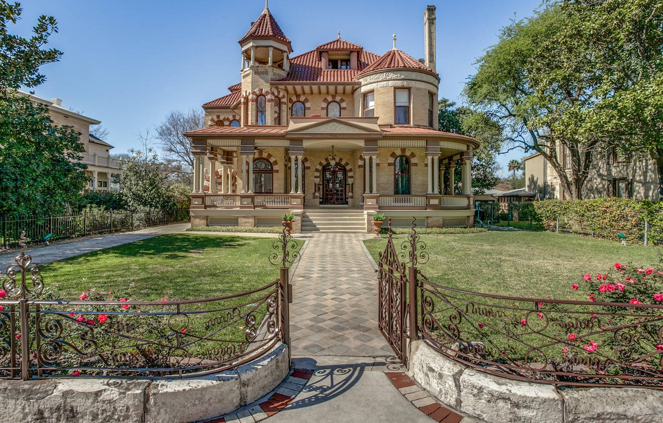 San Antonio Mansion