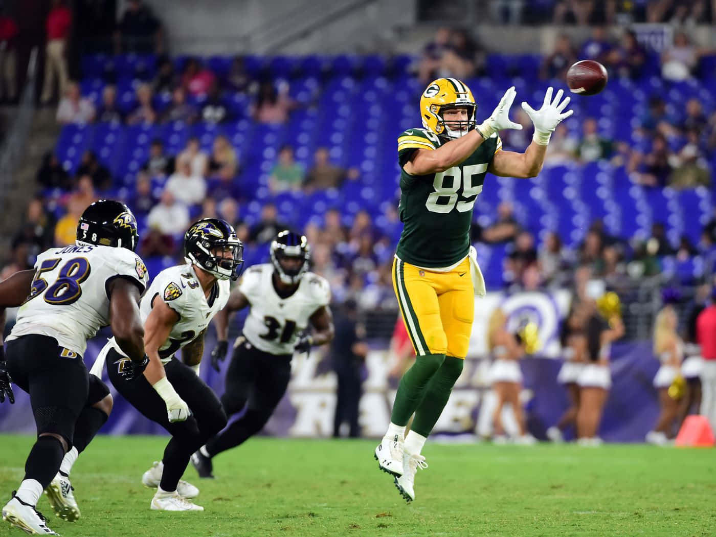 San Francisco 49ers Tight End George Kittle Background