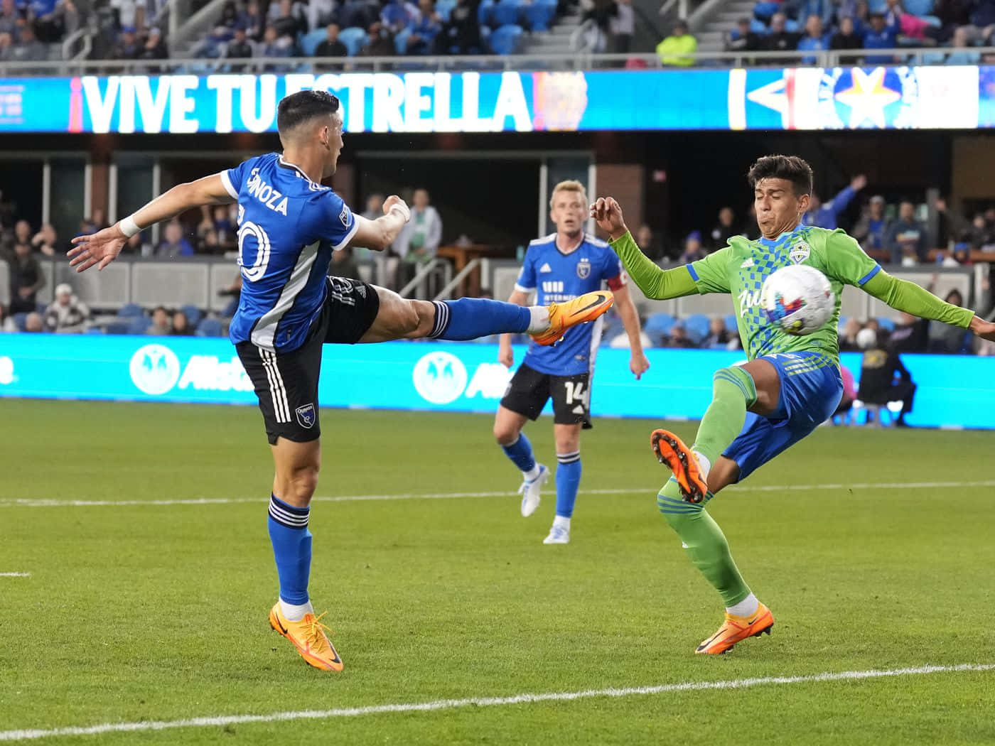San Jose Earthquakes Midfielder Cristian Espinoza Against Seattle Sounders Background