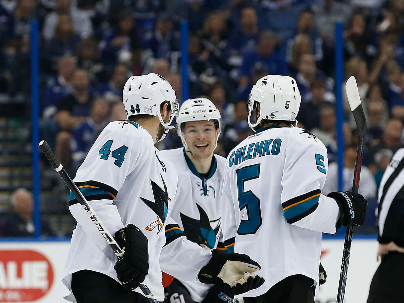 San Jose Sharks Player, Marc-edouard Vlasic In Action Background