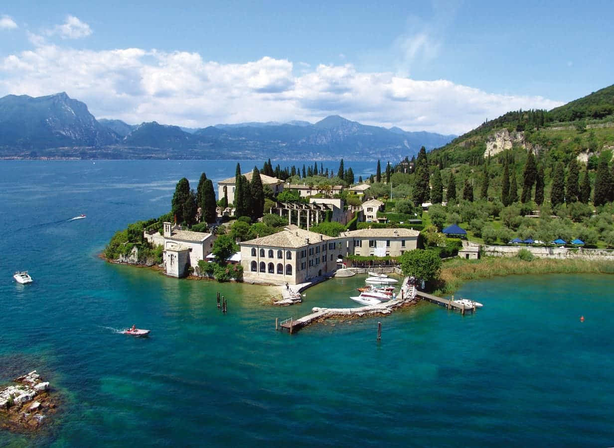 San Vigilio In Lago Di Garda Background