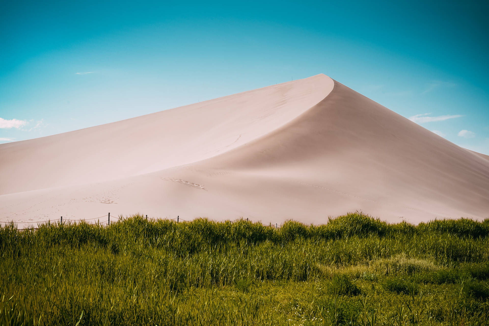 Sand Dune And Field Cool Pc Background
