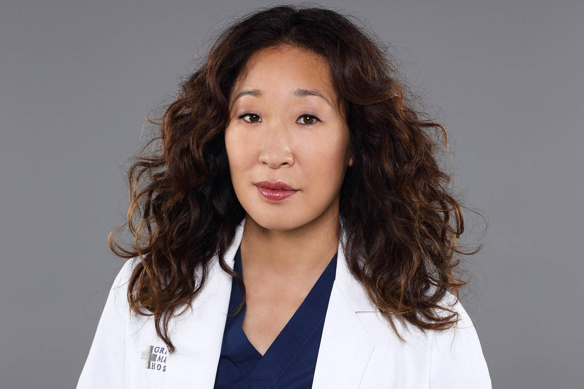 Sandra Oh As Doctor Cristina Yang Background