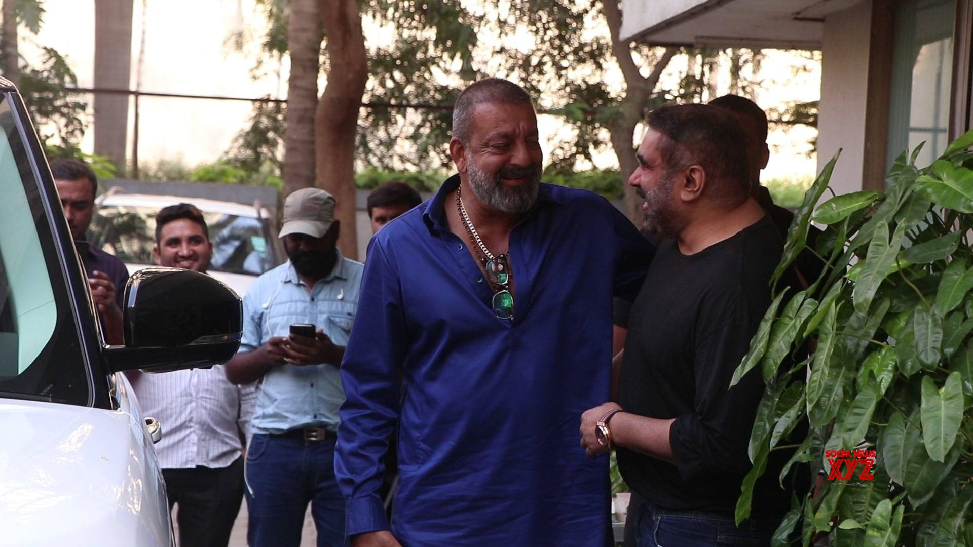 Sanjay Dutt At Aanand Office Background