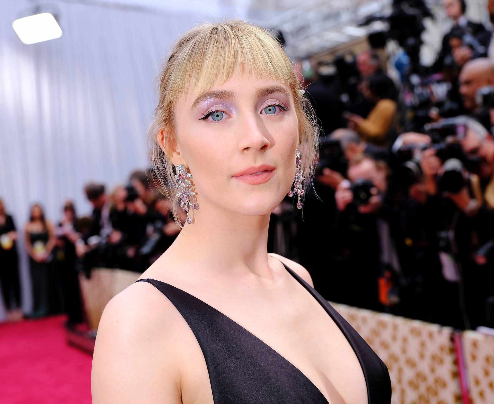 Saoirse Ronan 2020 Oscars Background