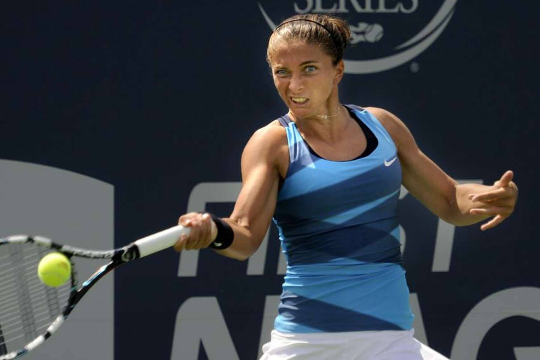 Sara Errani Funny Expression Background