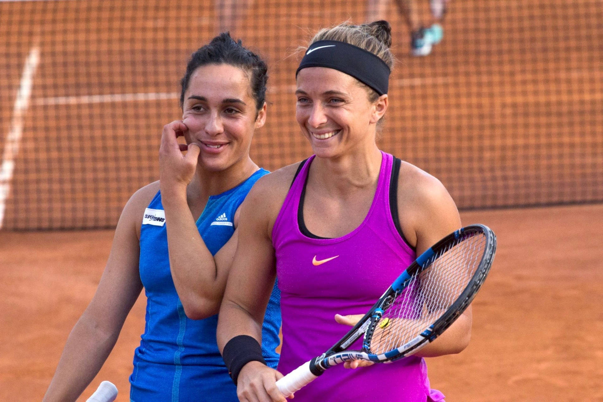 Sara Errani With Martina Trevisan Background