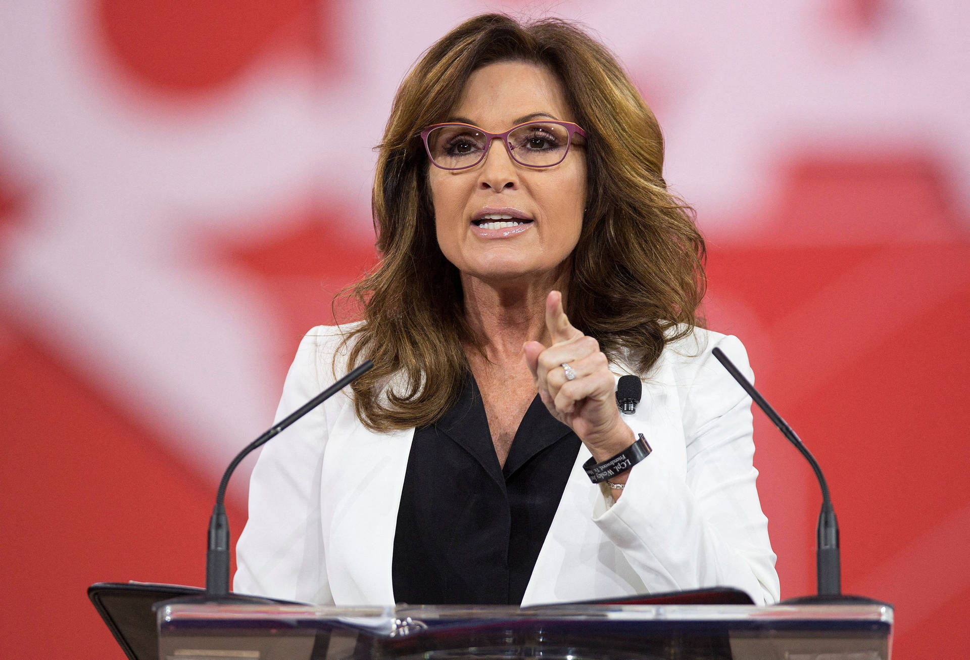 Sarah Palin Delivering Speech At Cpac Maryland