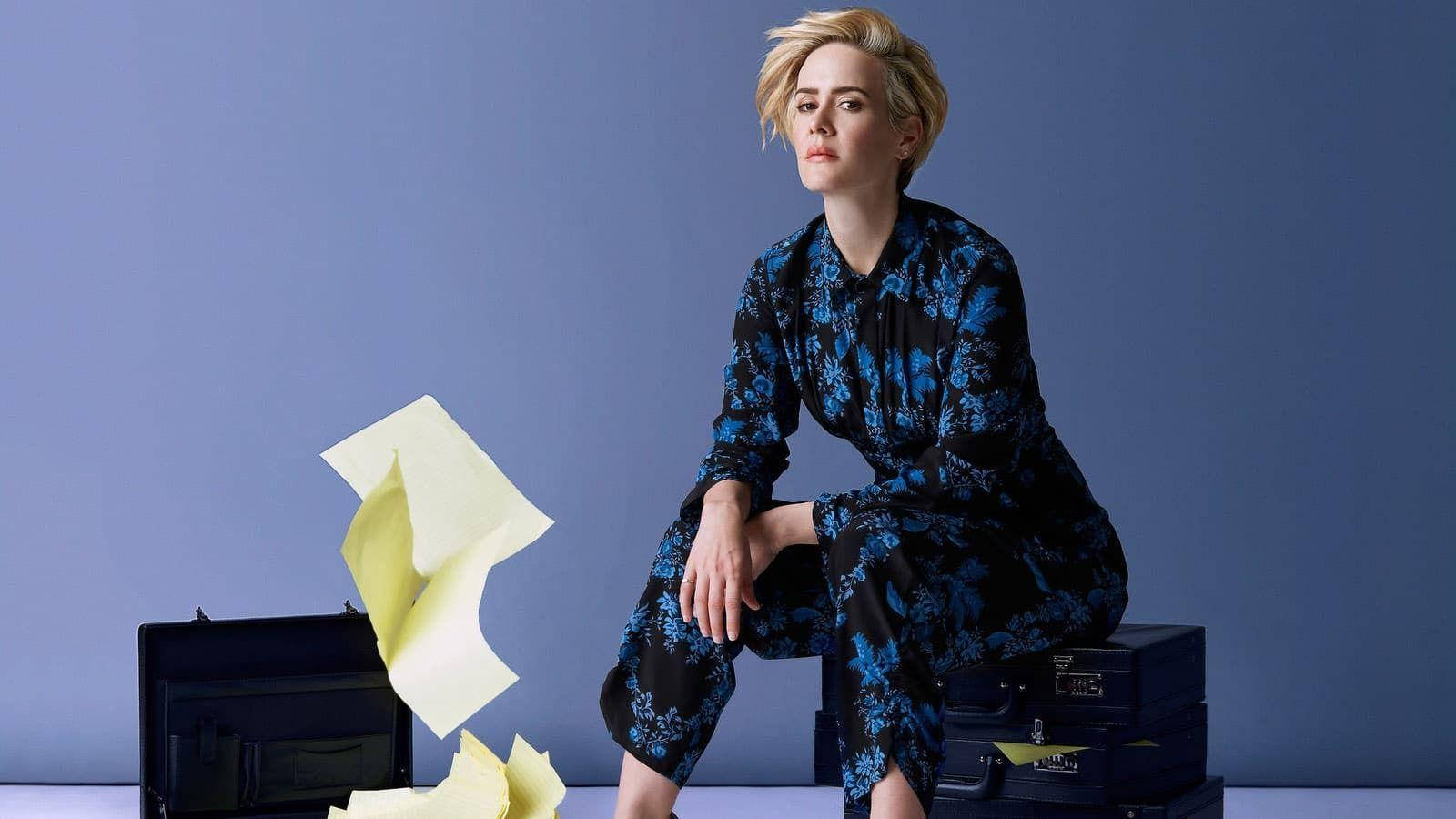 Sarah Paulson Jumper Suit Outfit Background