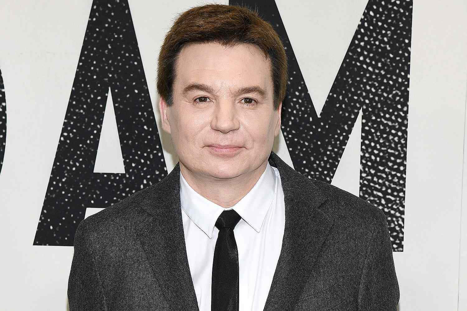 “saturday Night Live Alum Mike Myers” Background