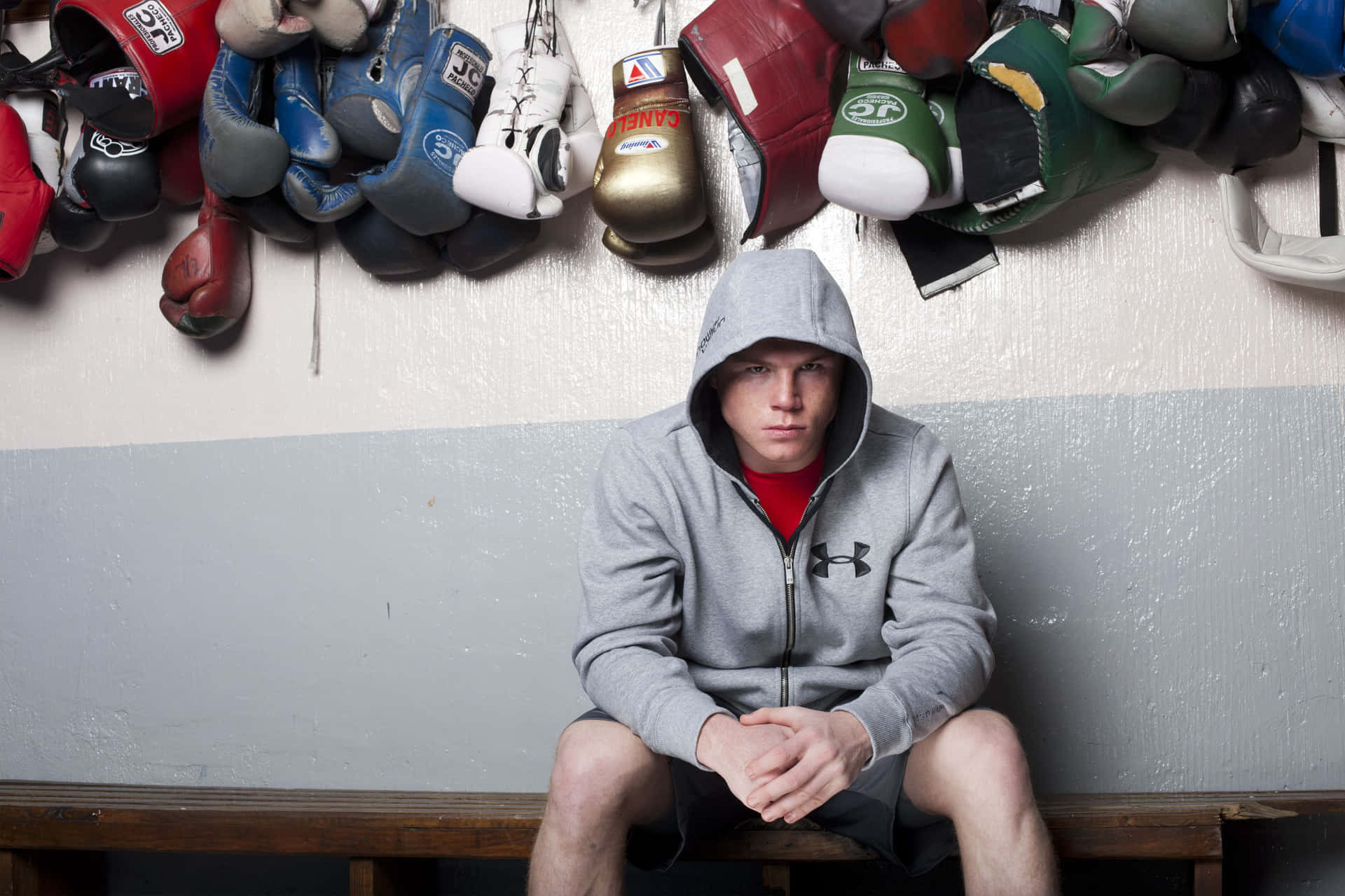 Saul Canelo Alvarez In Action Background