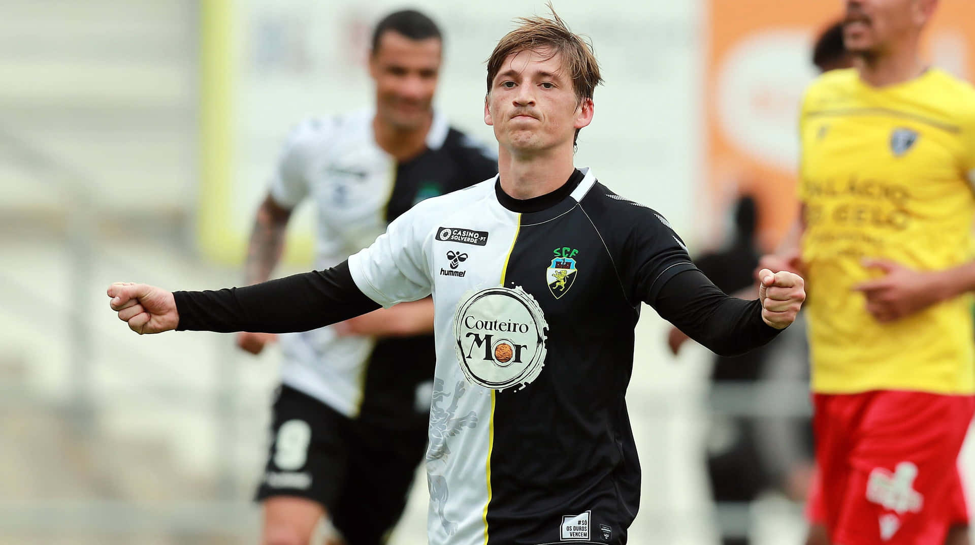 Sc Farense Ryan Gauld Versus Académico Viseu Background