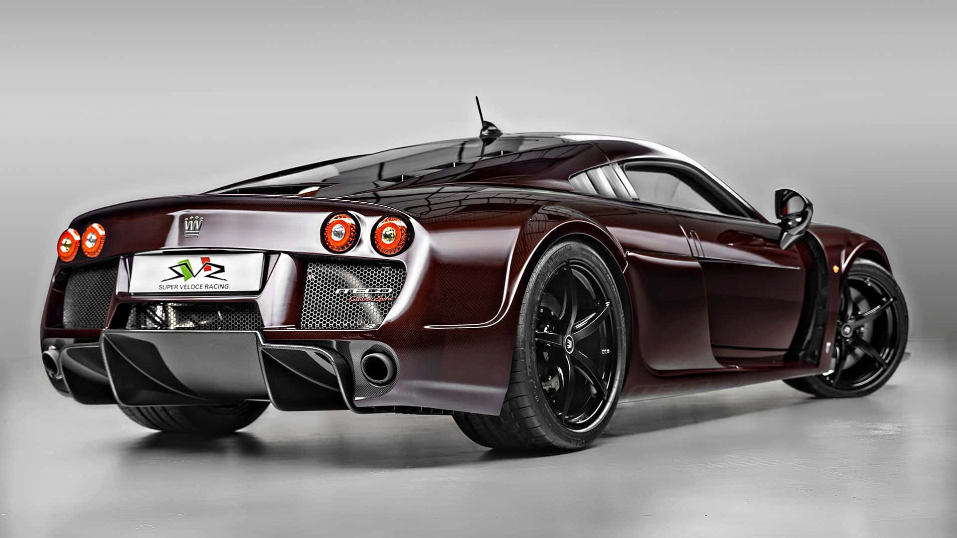 Scarlet Red Noble M600 Background