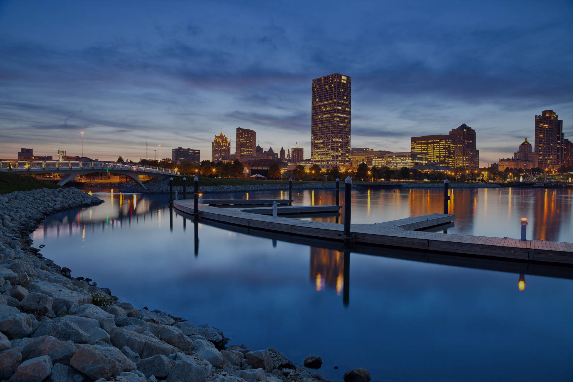 Scenic View Of Lake Near Downtown Milwaukee