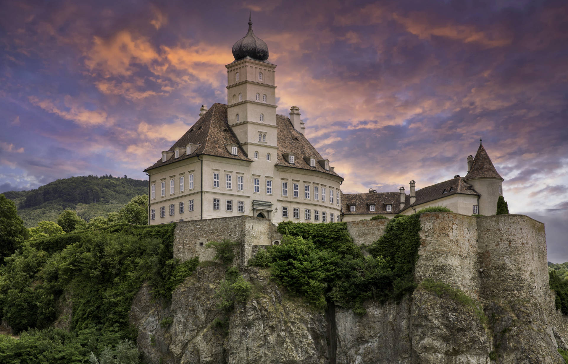 Schloss Schönbühel In Hungary Background