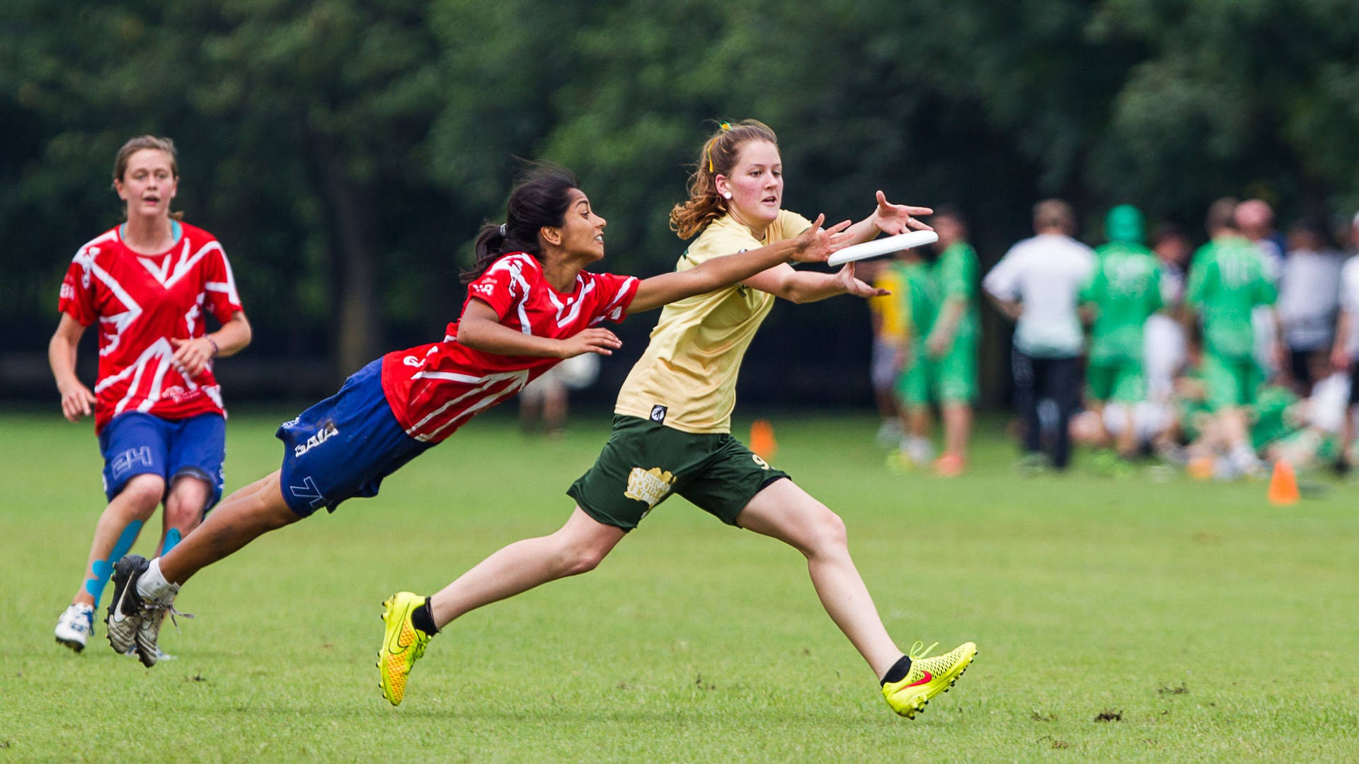 School Girls Playing Ultimate Frisbee Background