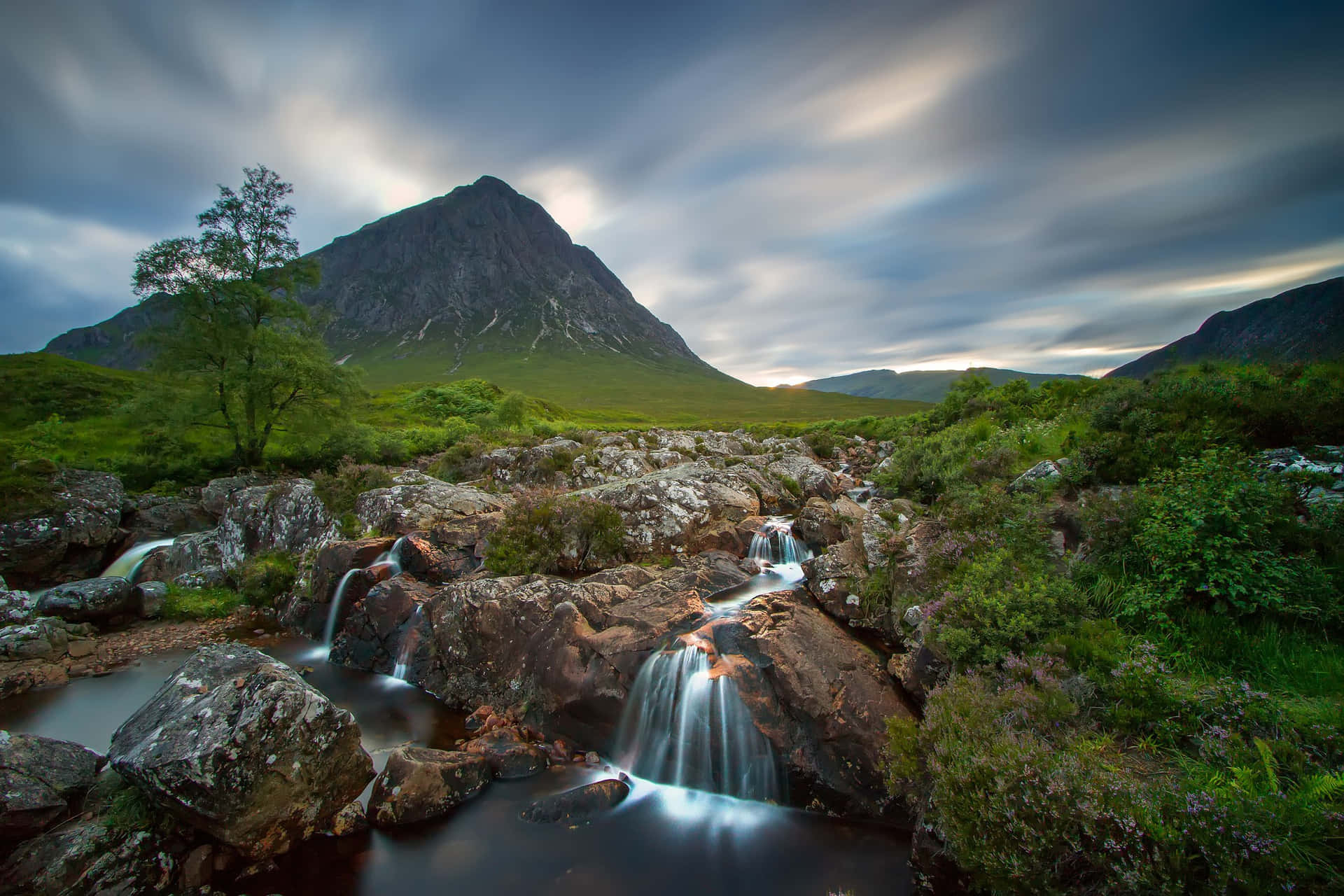 Scotland Desktop [wallpaper]