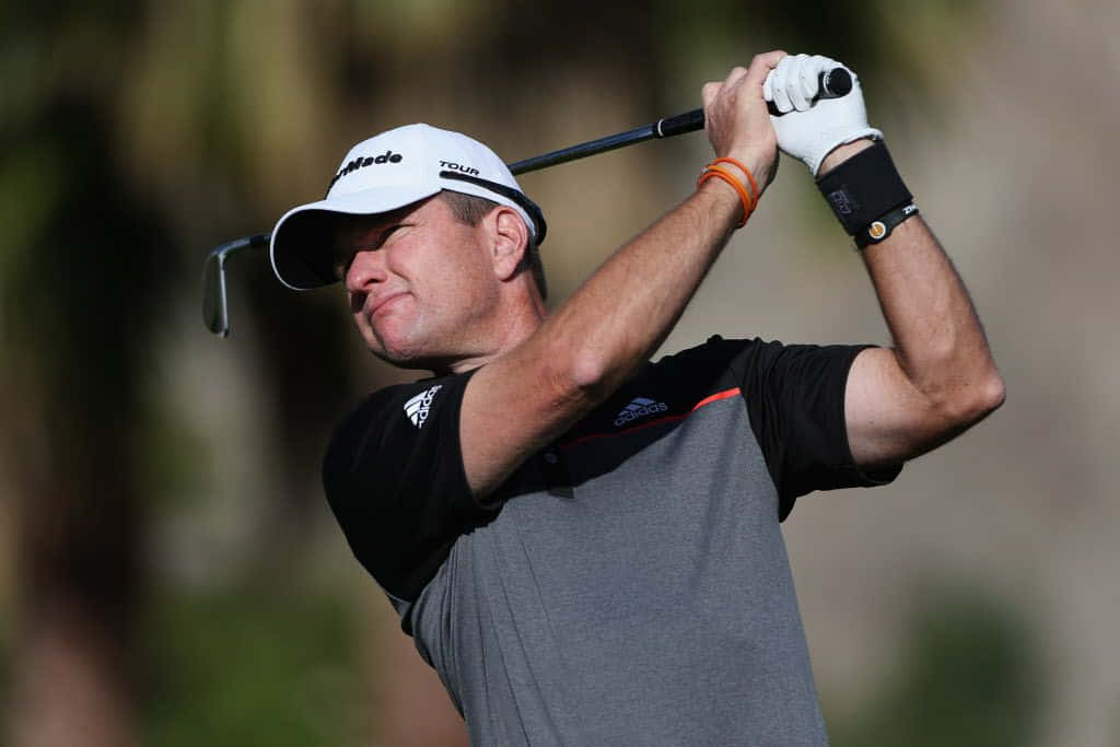 Scott Verplank Steady Swing Stance Background