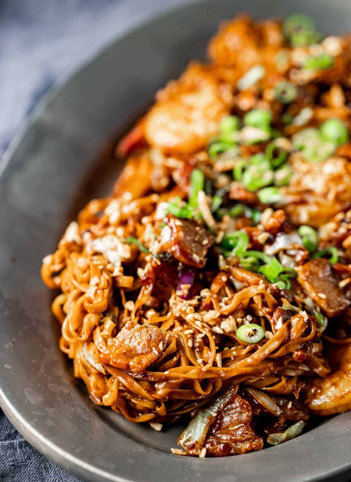 Scrumptious Singaporean Hokkien Mee Background