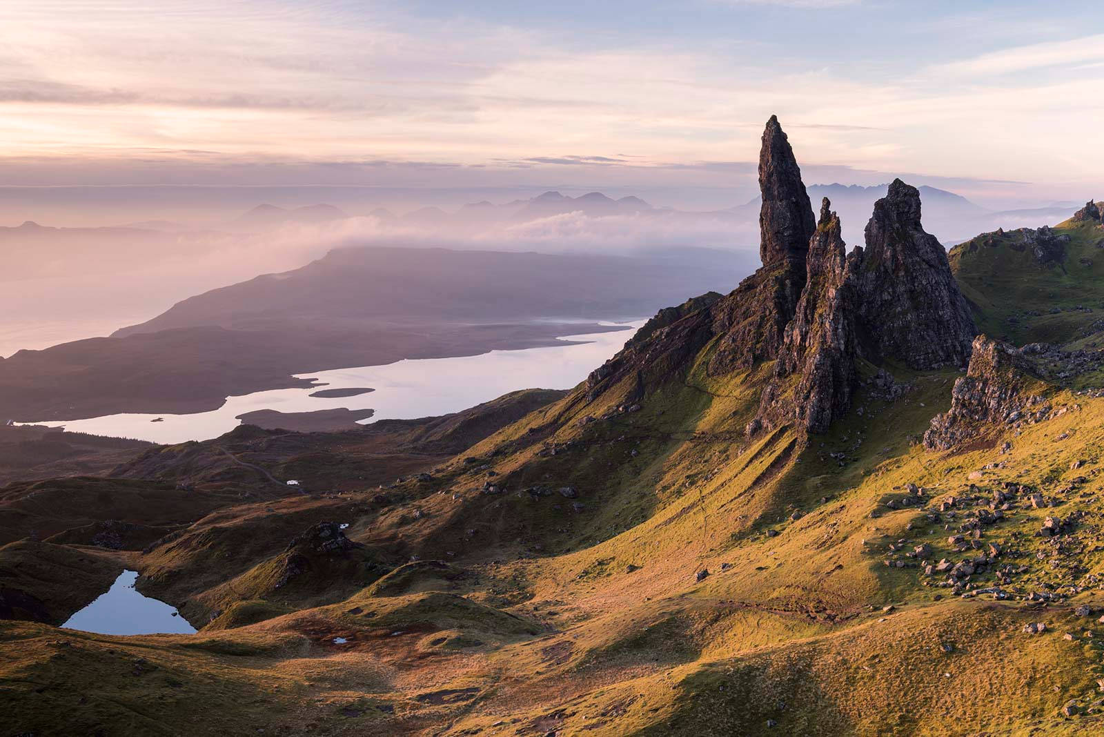 Sea Of Clouds In Storr, Uk Background
