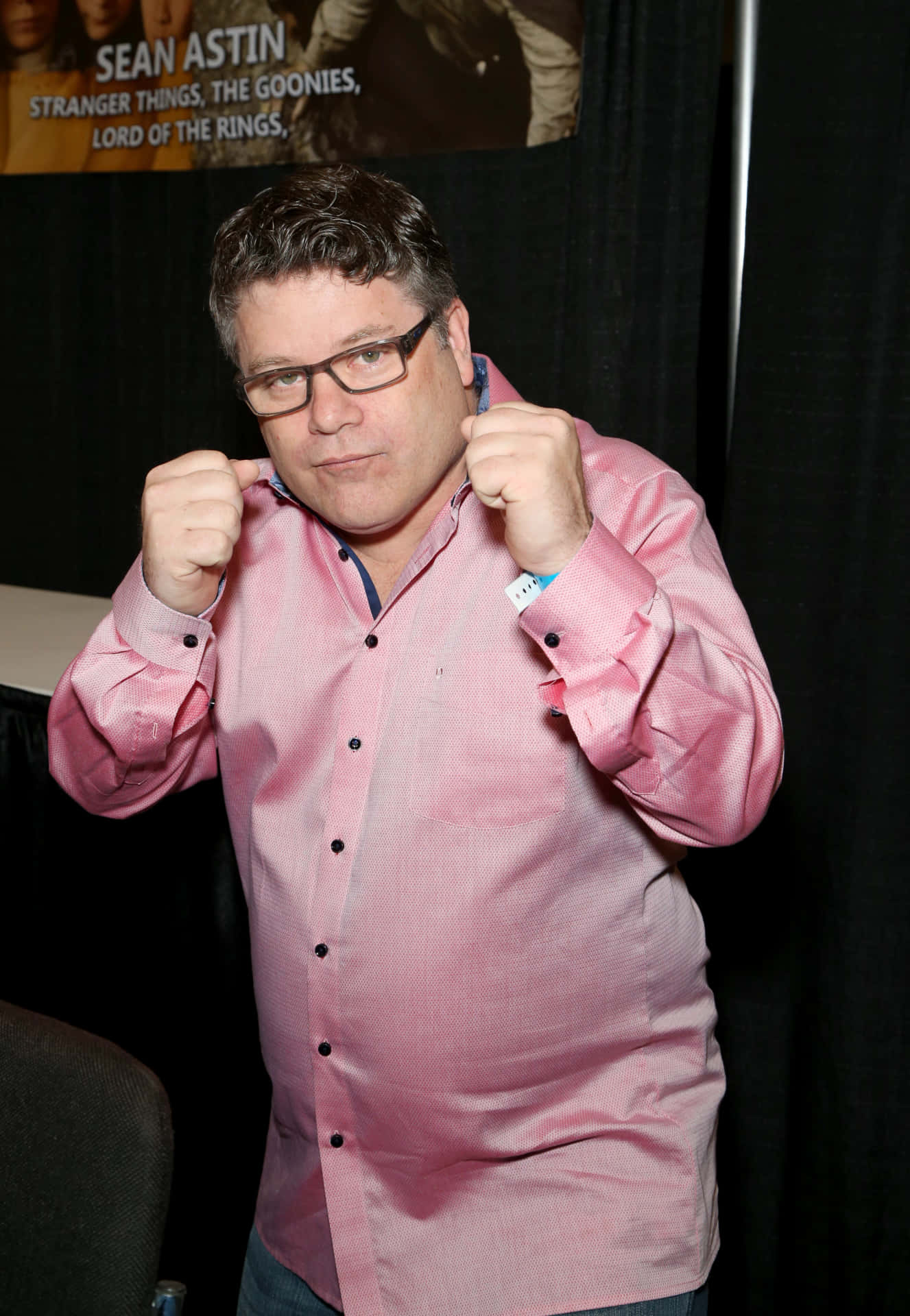 Sean Astin [wallpaper] Background