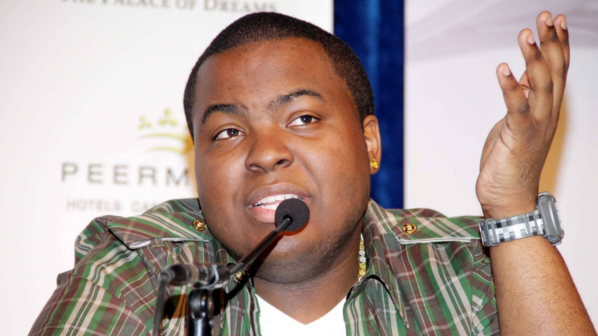 Sean Kingston In An Interview Background