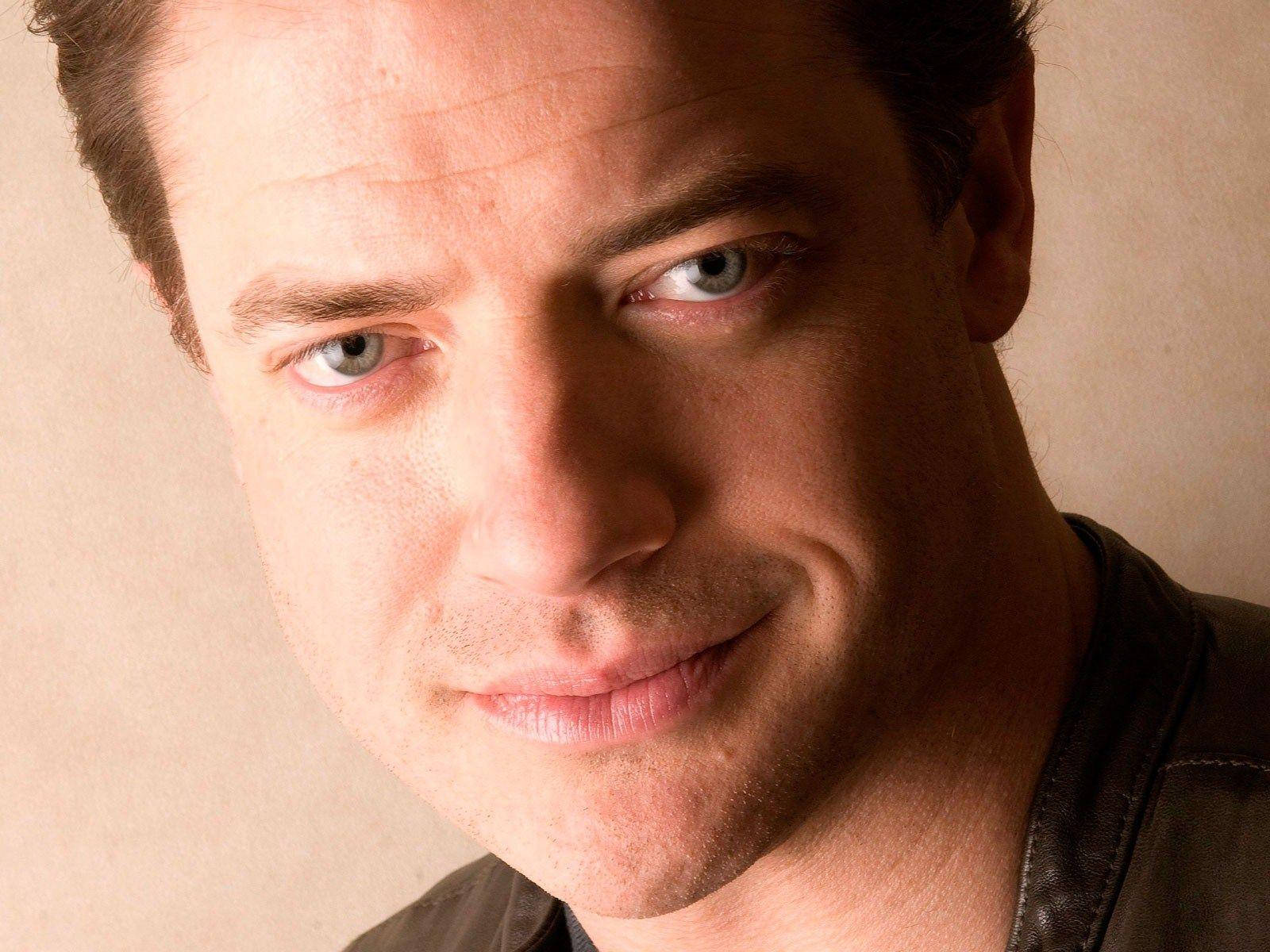 Seductive Brendan Fraser Photoshoot Background