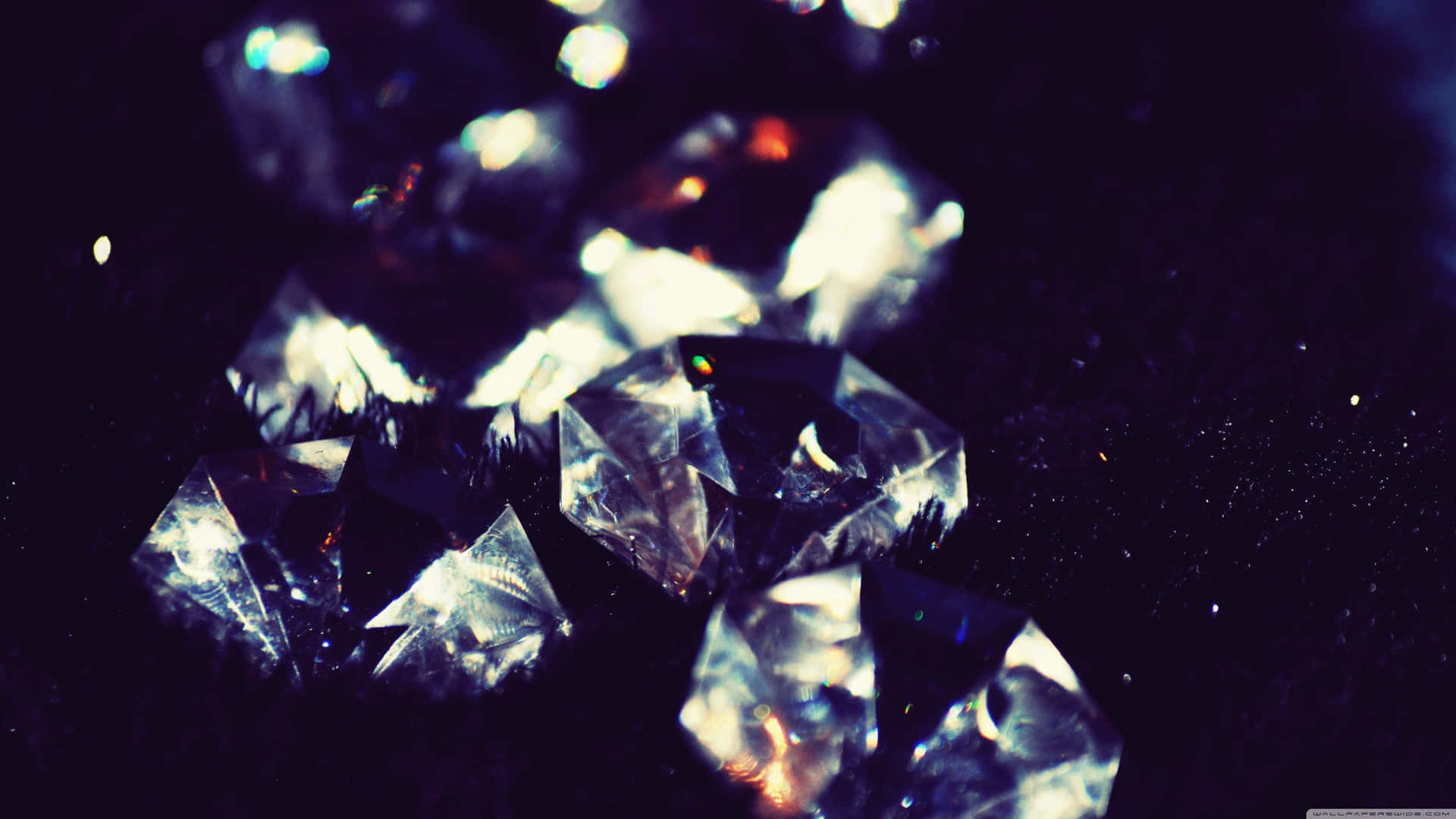 Seize The Brilliance With This Beautiful Diamond Aesthetic Background