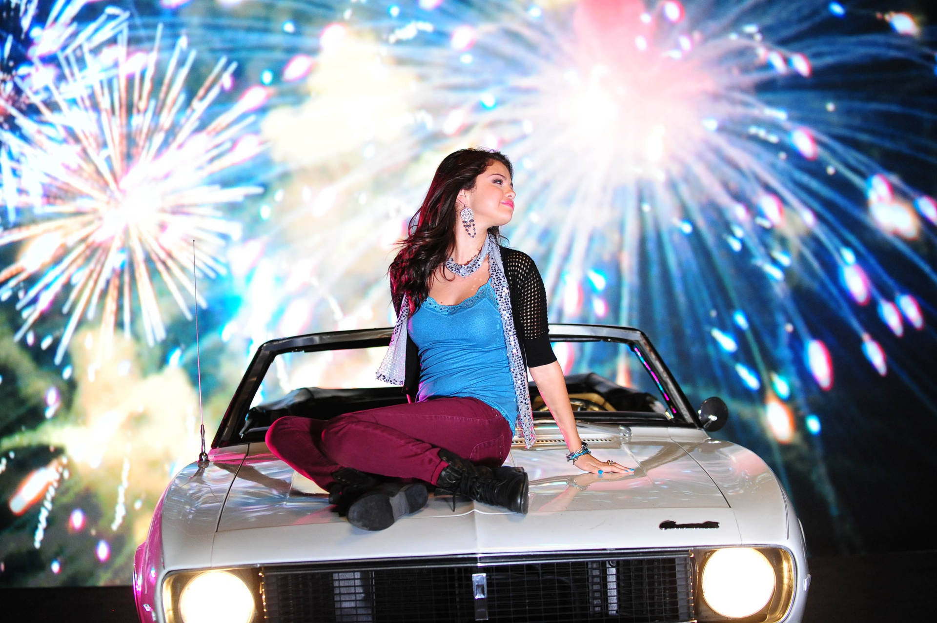 Selena Gomez Fireworks Background