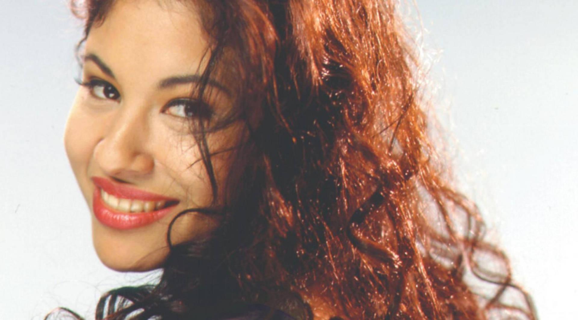 Selena Quintanilla Ginger Curls Background