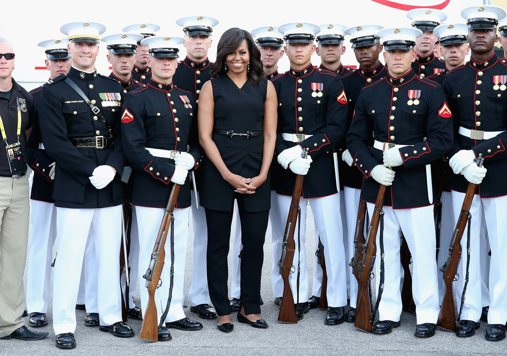 Semper Fi - A U.s. Marine Salutes The American Flag