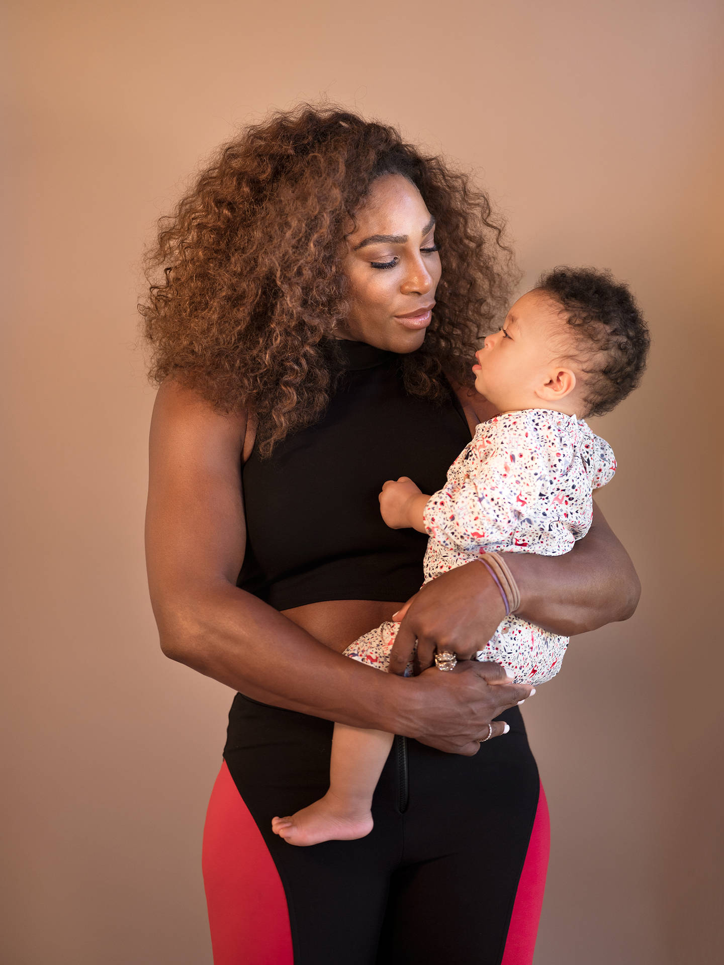 Serena Williams With Daughter Background