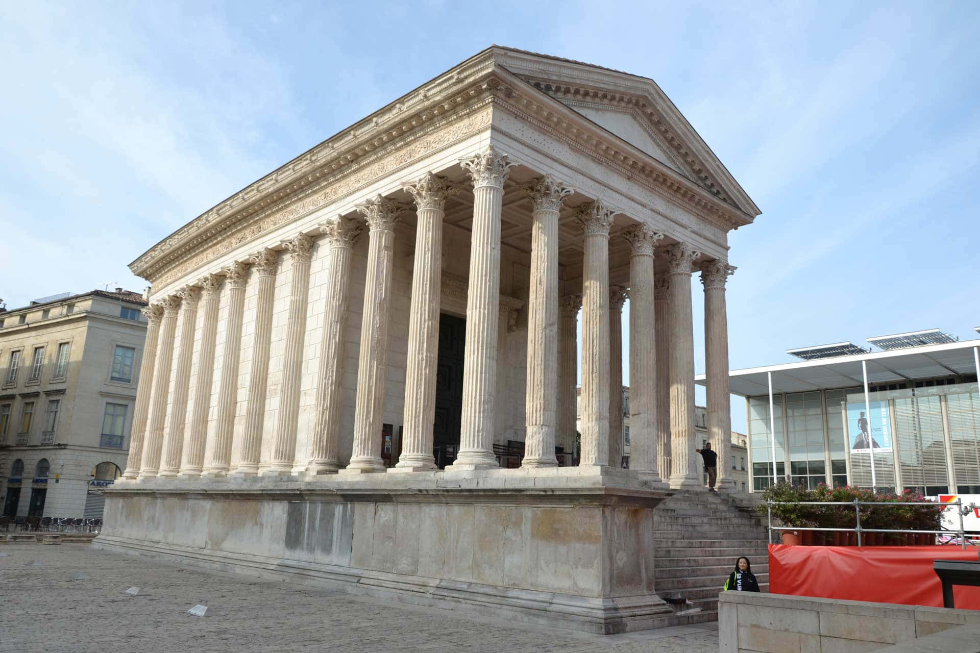 Serene Maison Carrée In France Background