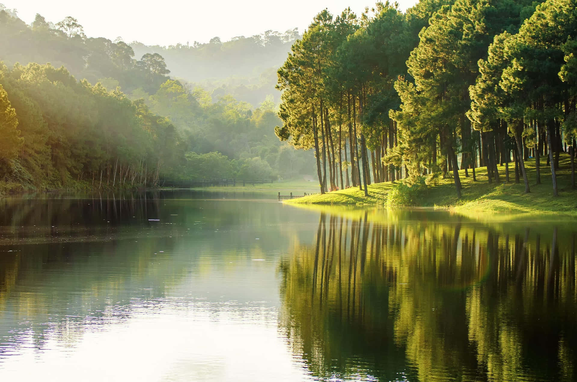 Serene Pang Oung Lake Background