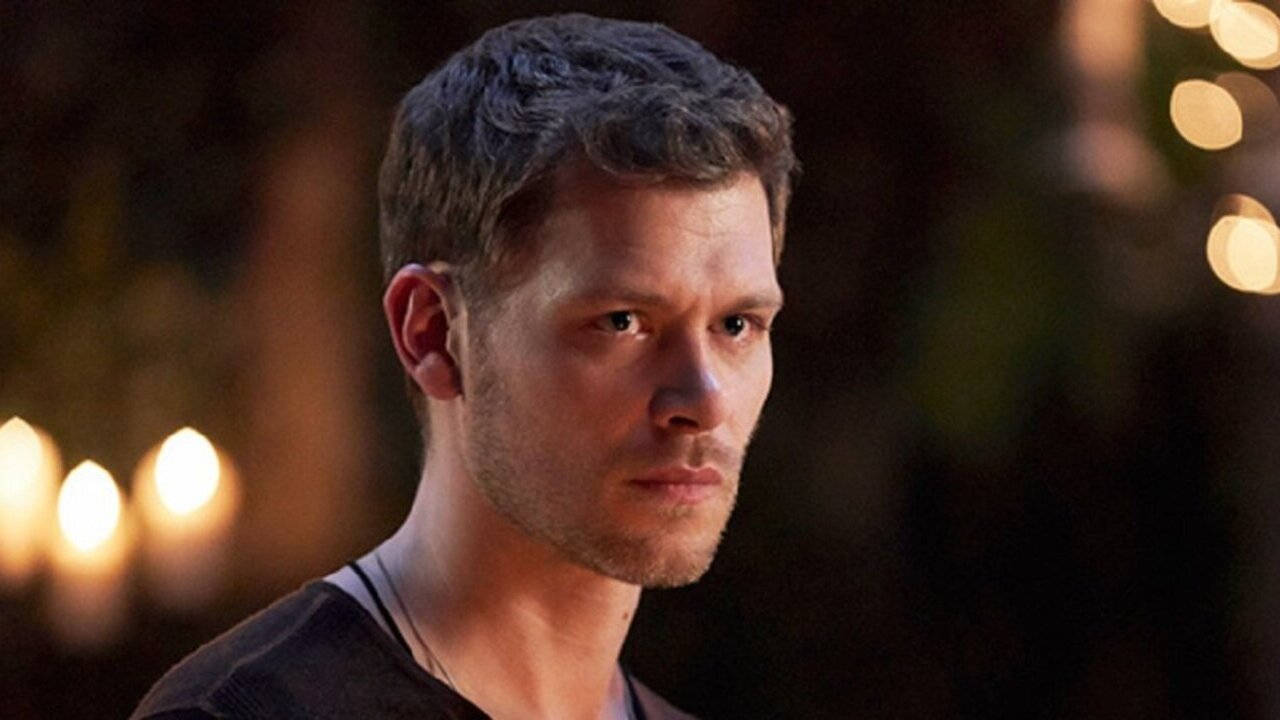 Serious Klaus Mikaelson Background