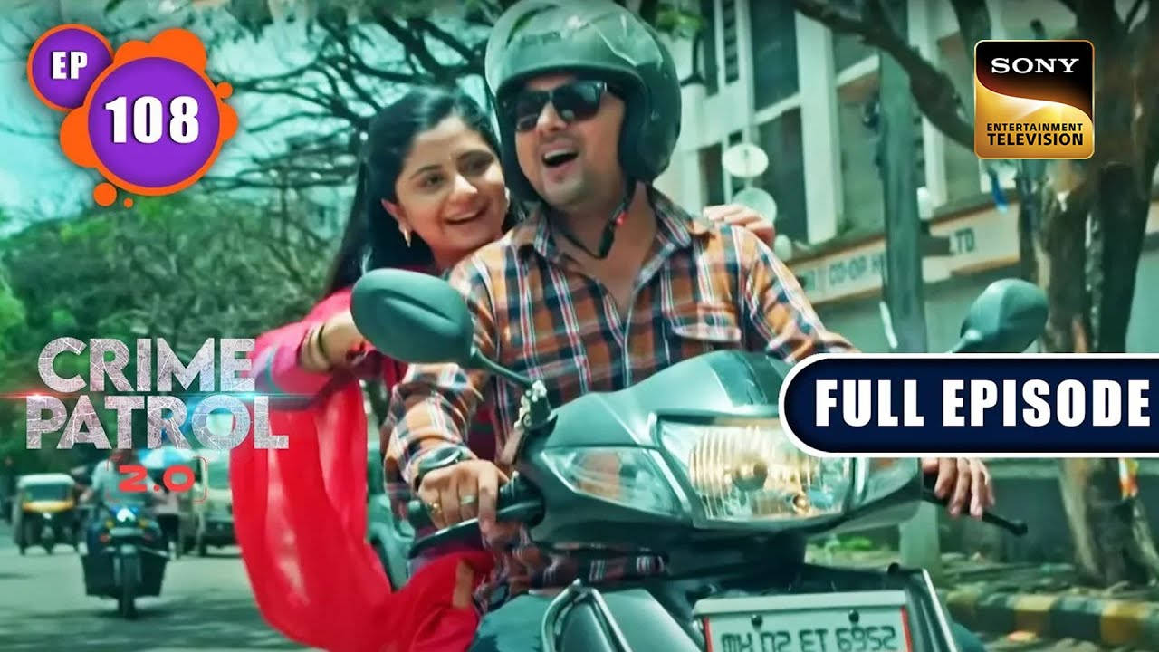 Set India Couple On Motorcycle Background