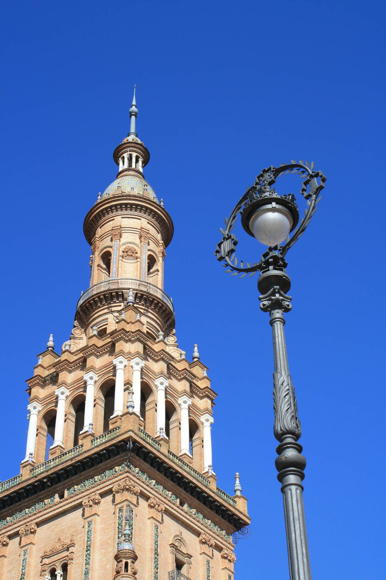 Seville City Street Lamp Background
