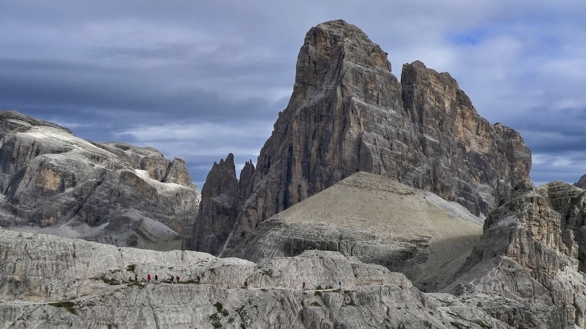 Sexten Dolomites Mountain Macboo Background