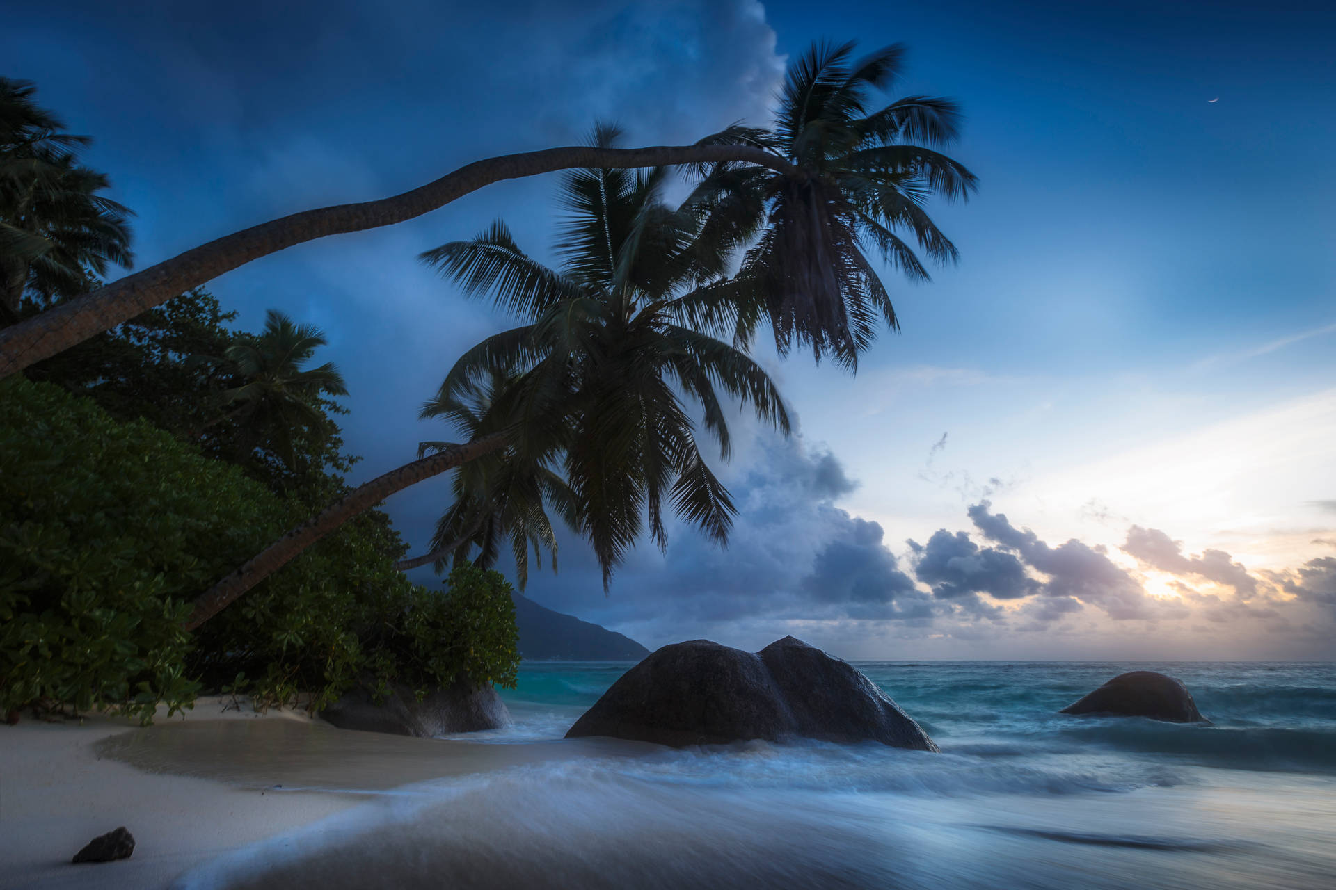 Seychelles Cloudy Beach Background