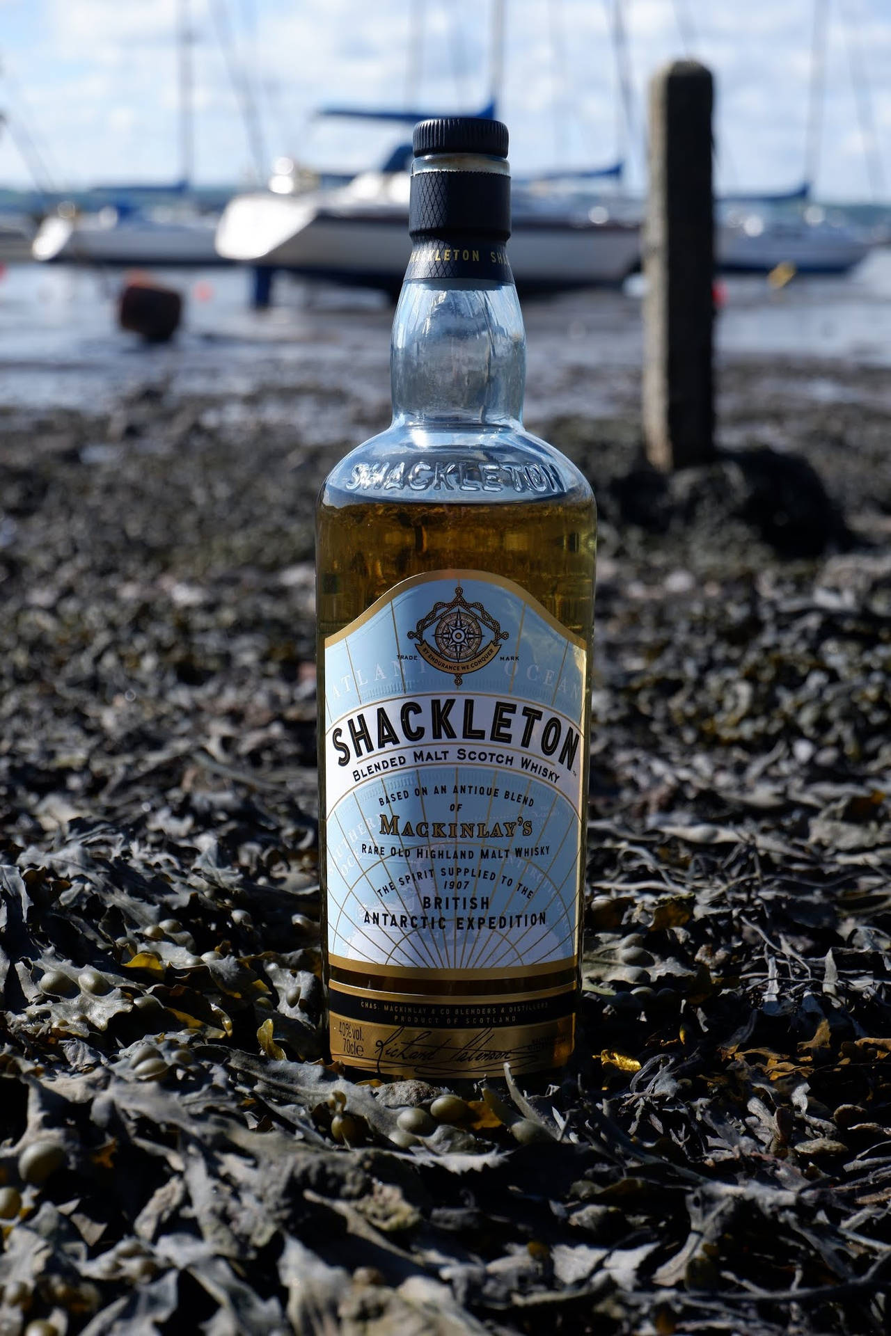 Shackleton Whisky Rocky Beach Shot Background