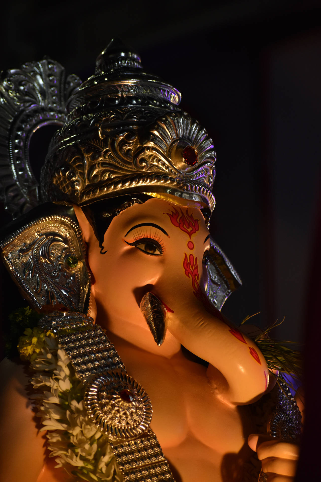 Shadowed Ganesh Mobile Background