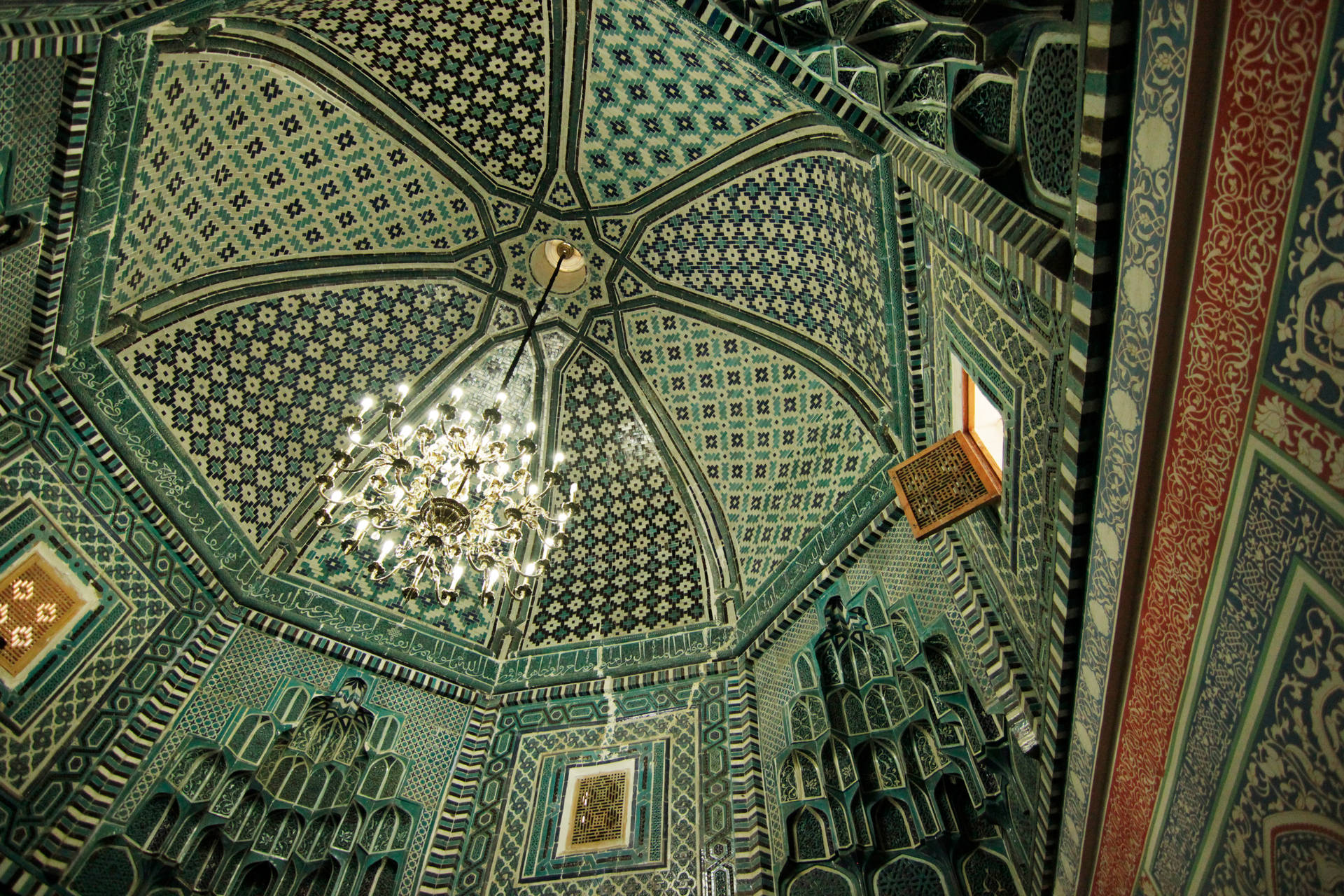 Shah-i-zinda Samarkand Green Dome Interior Background