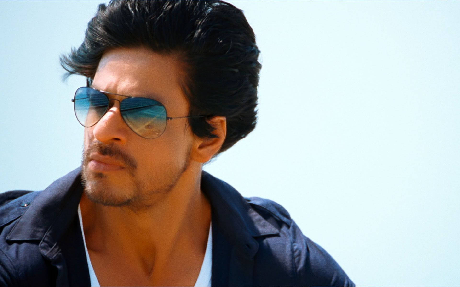 Shah Rukh Khan Don Character Look Background