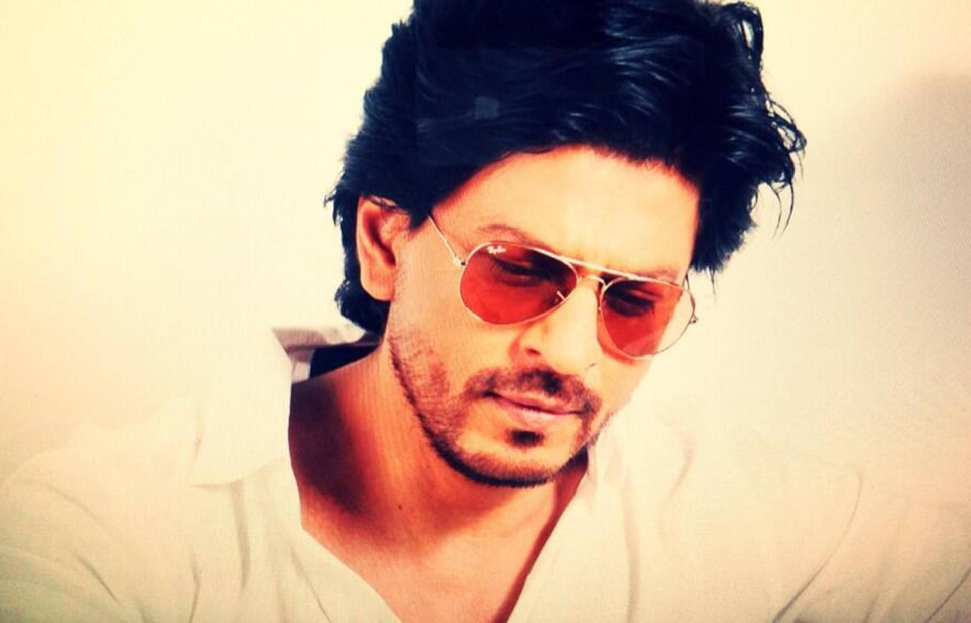 Shah Rukh Khan Eyewear Background