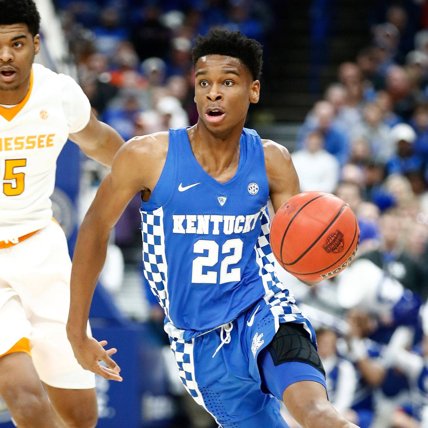 Shai Gilgeous-alexander In Action Against Tennessee Volunteers Background